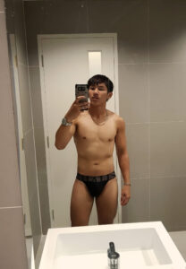 Panudet-Phonjun-back