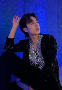 กร-วรรณไพโรจน์-dollar