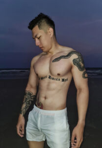 ฌอน-ขจรศักดิ์-build