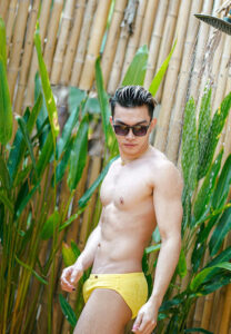 ต๊ะ-ตระการ-close