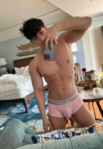 นิกกี้-ศิวะ-carry