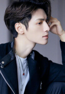 หลัวอวิ๋นซี-burn