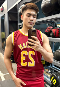 อาร์ม-ธีรกิจ-book