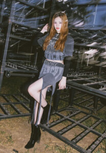 แอลลี่-อชิรญา-angle