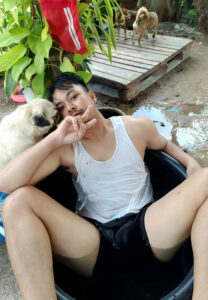 หนุ่ม-ทัพท์นครินทร์-chair