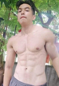 Olive-Pongsapak-bird