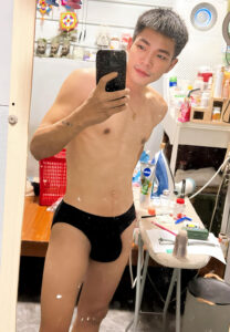 อาท็อป-กันฒพัฒน์-bus