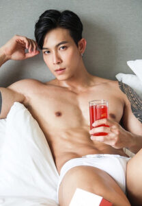 เอเอ-วรัญญู-ทะประสพ-back