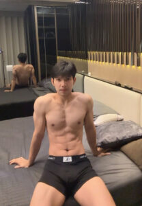 Fight-Pacharapon-clock