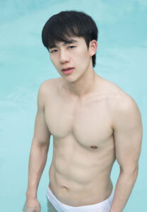 Arnuparp-Suthachiva-(4) Arnuparp-Suthachiva-(4)