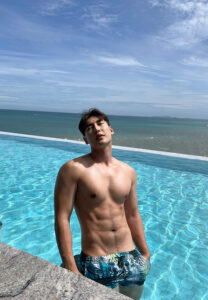 โยโย่-ธีนฤปกร-(1)