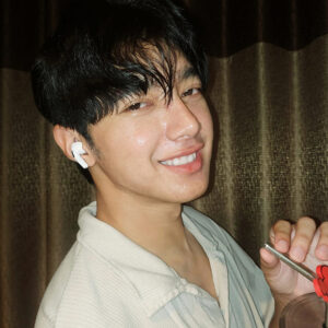 Dennis-Puttasuwan (6) Dennis-Puttasuwan (6)
