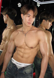 Chanpisut-Nikhomdecha-(4)