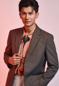 Chetchanok-Surathip-(1)