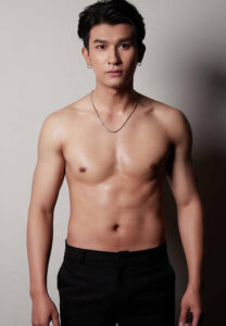 Chetchanok-Surathip-(2)