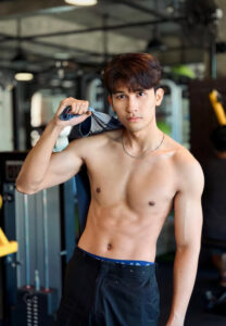 Chetchanok-Surathip-(3)