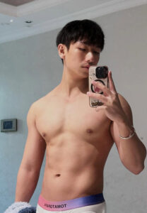 YICHEN-(13)