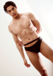 Apirak-Kraturoek-(9)