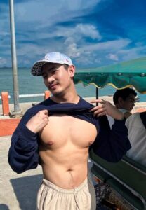 THIRACHAI-BUTSRI-015-Radiant