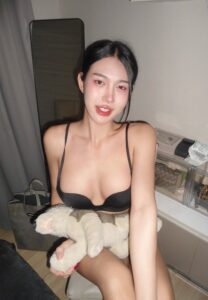 JannieX-019-Charming