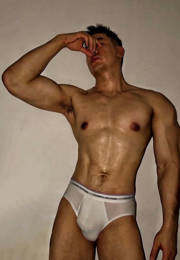 Pete Phiphattana Pete Phiphattana