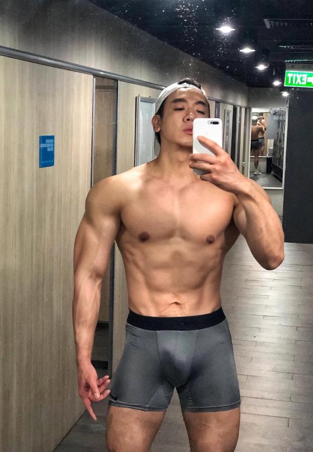 Pete Phiphattana Pete Phiphattana