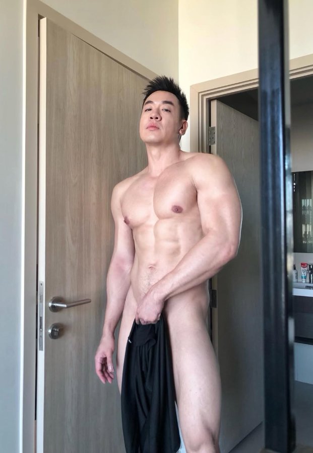 Pete Phiphattana Pete Phiphattana