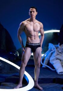 Guy-Chindanai-017-Beautiful