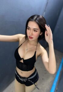 ฟารีดา-011-Dazzling