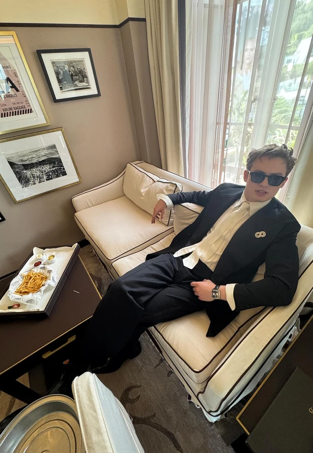 Kit Connor ในภาพถ่ายจาก Instagram ทางการ