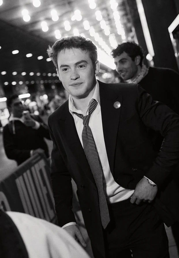 Kit Connor ในภาพถ่ายจาก Instagram ทางการ